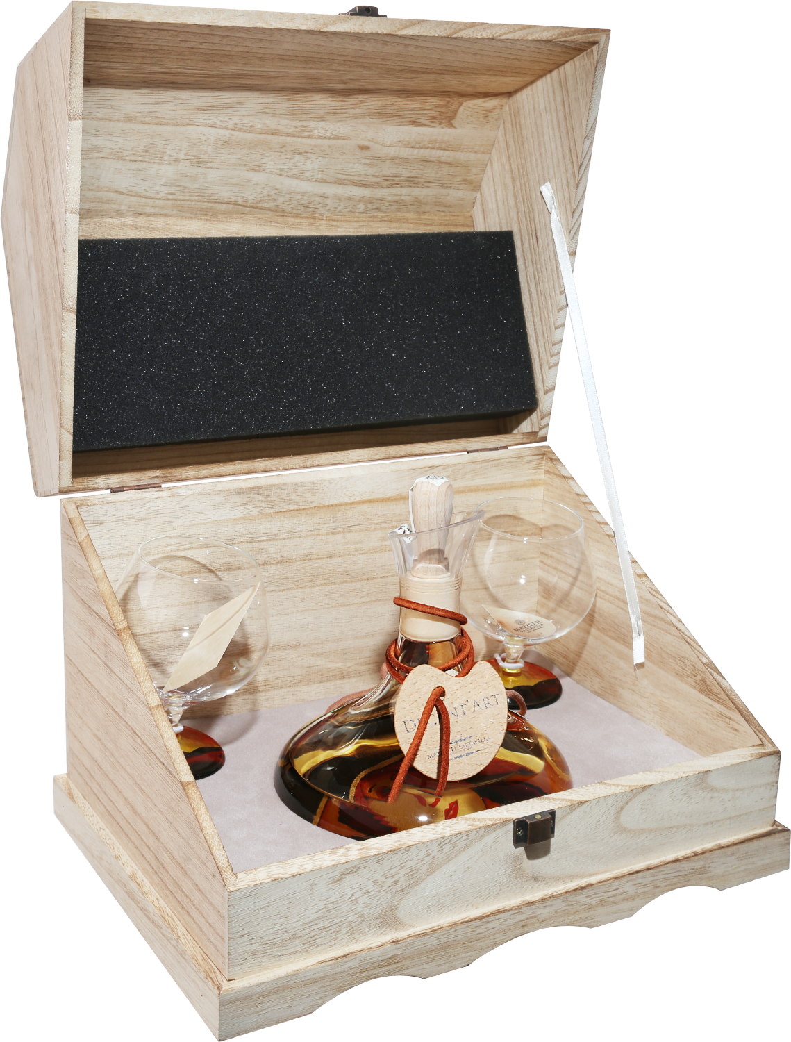 Grappa Di Barolo Invecchiata Mazzetti d’Altavilla (gift box with 2 glasses) marolo grappa di barolo foro gift box