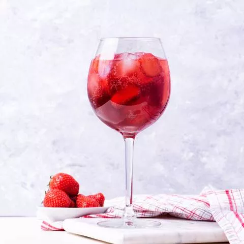 Roasted Strawberry Spritz