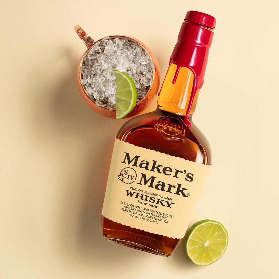 Мэйкерс Марк Кентукки Стрейт Бурбон Зерновой Виски в подарочном наборе с двумя стаканами 0.7&nbsp;л