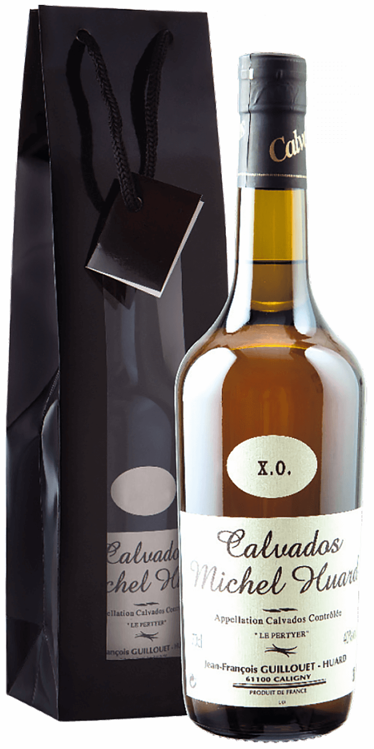 Кальвадос Michel Huard XO Calvados AOC Jean-Francois Guillouet-Huard (gift  box) 0.7 л (Мишель Уар XO Кальвадос АОС в подарочной упаковке), купить в  магазине в Воронеже - цена, отзывы