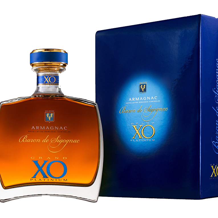 Барон де Сигоньяк Арманьяк AOC Гранд XO Платинум в подарочной упаковке 0.7&nbsp;л