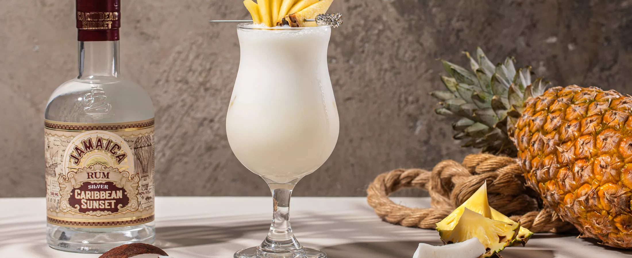 Piña Colada: фото, состав, пошаговый рецепт приготовления алкогольного  коктейля