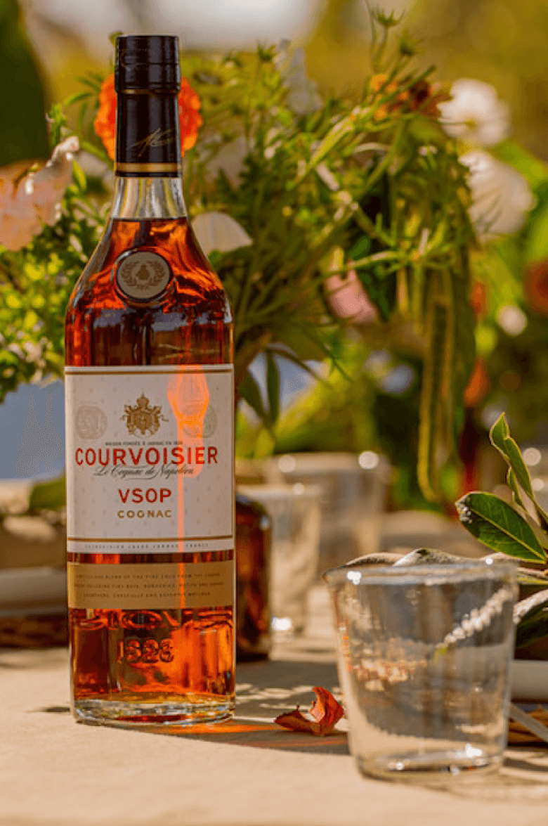 Курвуазье VSOP в подарочной упаковке 0.5&nbsp;л