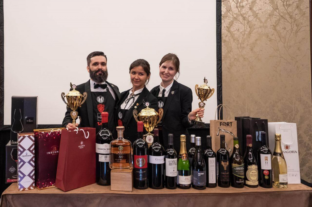 Гильдия сомелье. Профессия кавист. Сомелье мультяшный. Гильдия сомелье. Тастевен сомелье.