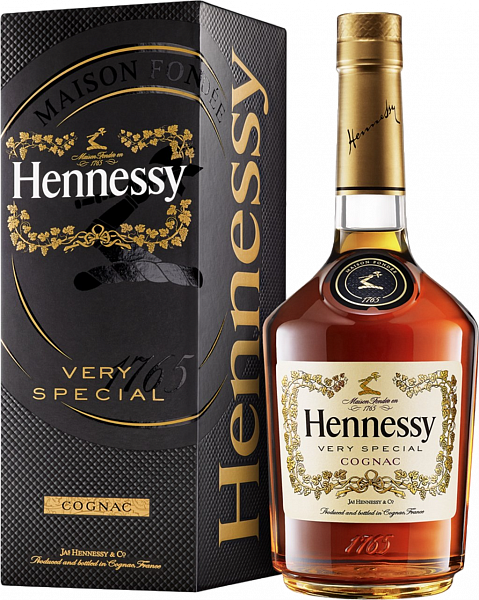 Hennessy Cognac VS (gift box), 0.7 л
