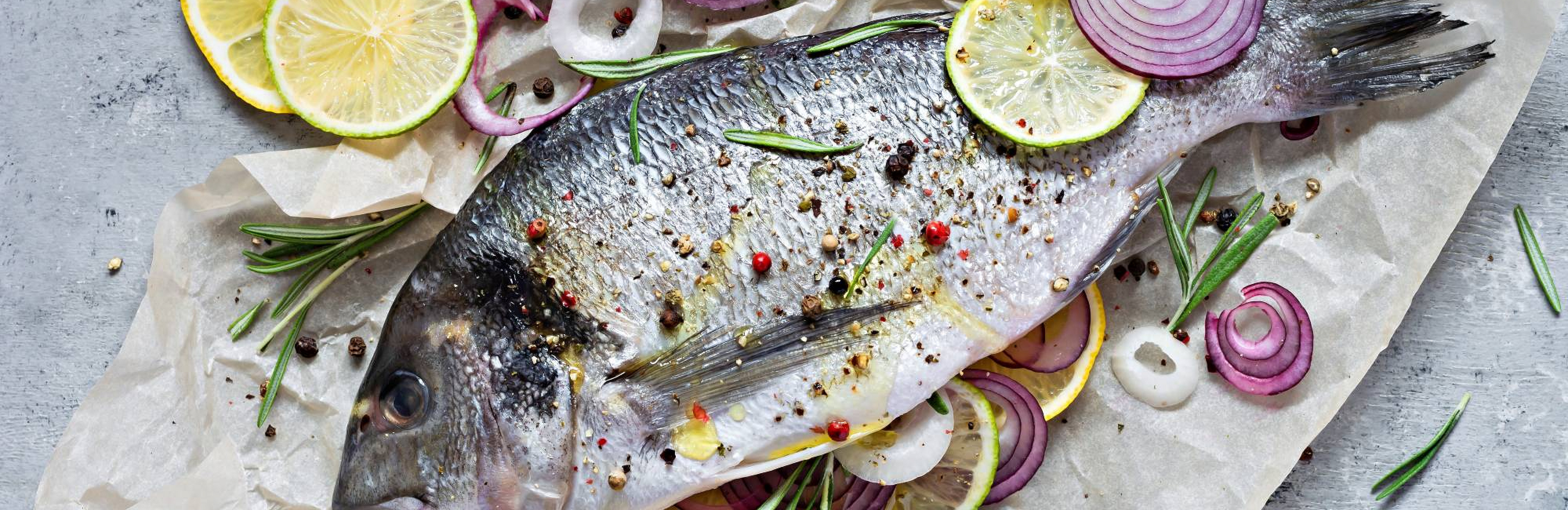 Рецепты: запеченная рыба и карриканте