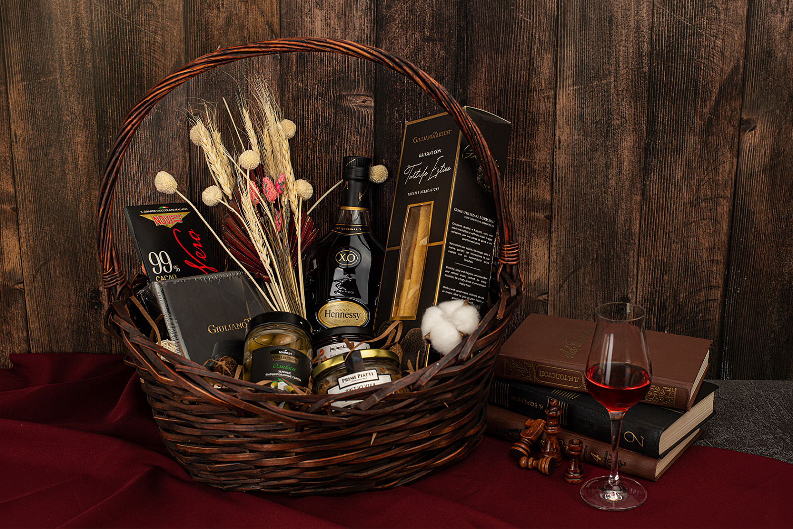 Подарочные корзины Basket Beauty a la Charente (perfect with cognac) ( Корзина Красота по-шарантски (идеально для коньяка)), купить в магазине в -  цена, отзывы