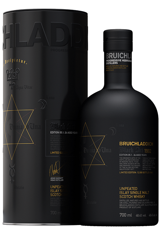 Брукладди Блэк Арт Эдишн 05.1 24-летней выдержки односолодовый шотландский виски в подарочной упаковке 1992 0.7 л