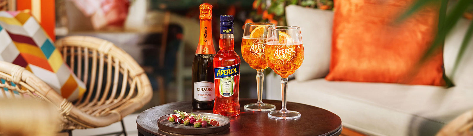 Сет Aperol и Cinzano Prosecco за 1299 руб.
