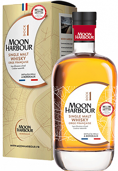 Moon Harbour Dock 1 Single Malt Whisky Chateau Rieussec (gift box), 0.7 л