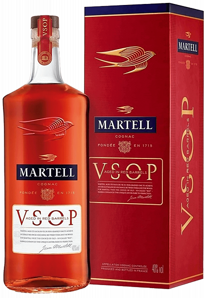 Коньяк Martell VSOP Aged in Red Barrels (gift box), 0.7 л