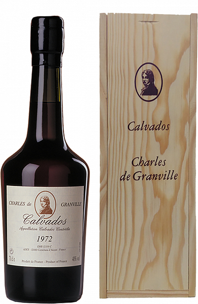 Кальвадос Charles de Granville 1972 Calvados AOC (gift box), 0.7 л
