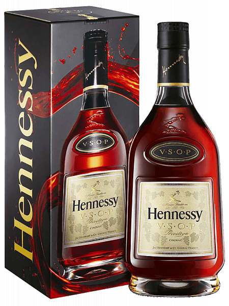 Коньяк Hennessy Privelege Cognac VSOP (gift box), 0.5 л