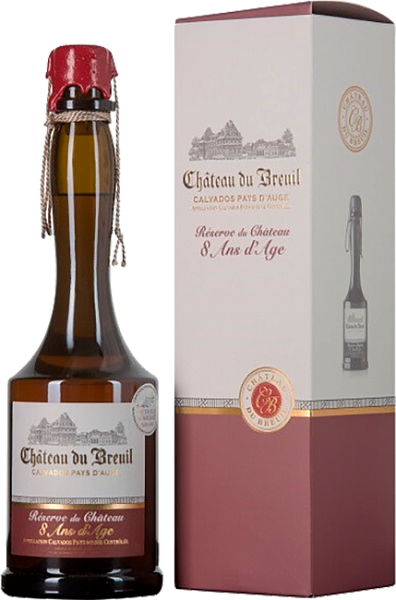 Кальвадос Chateau du Breuil Reserve du Chateau Pays d'Auge AOC 8 y.o. (gift box), 0.7 л