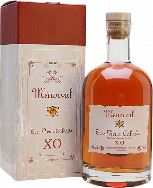 Кальвадос Menorval Tres Vieille XO Calvados AOC (gift box), 0.7 л