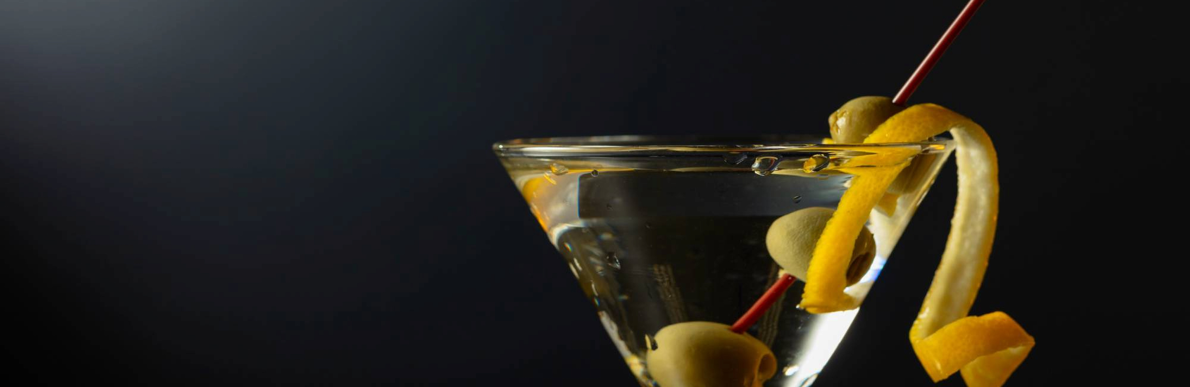 Украшение или ингредиент? Для чего нужен гарниш в коктейлях