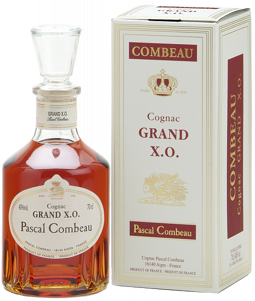 Коньяк Pascal Combeau Grand Cognac XO (gift box), 0.7 л