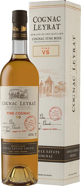 Коньяк Leyrat Cognac VS (gift box), 0.7 л